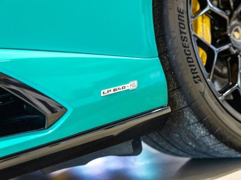 Used 2023 Lamborghini Huracan Tecnica RWD image 16