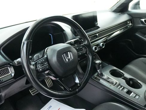 Used 2022 Honda Civic Sport image 12