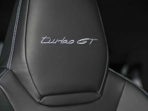Used 2024 Porsche Cayenne Turbo GT AWD/4WD image 38