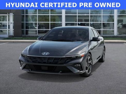 Certified 2025 Hyundai Elantra SEL image 6