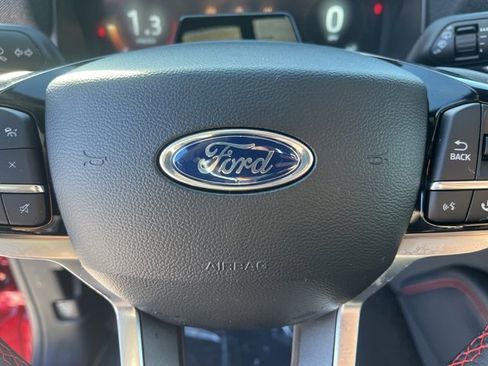 Used 2025 Ford Explorer ST-Line image 18