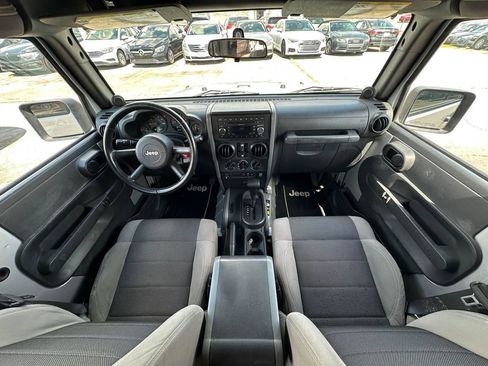 Used 2007 Jeep Wrangler Unlimited X RWD image 36