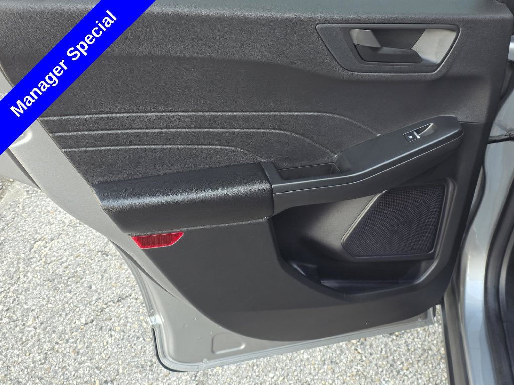 Used 2024 Ford Escape Active w/ Cold Weather Package FWD image 34