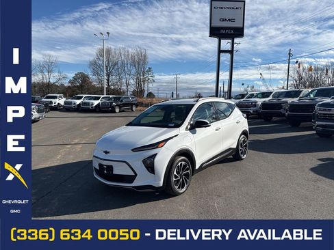 Used 2023 Chevrolet Bolt EUV Premier w/ Super Cruise Package image 1