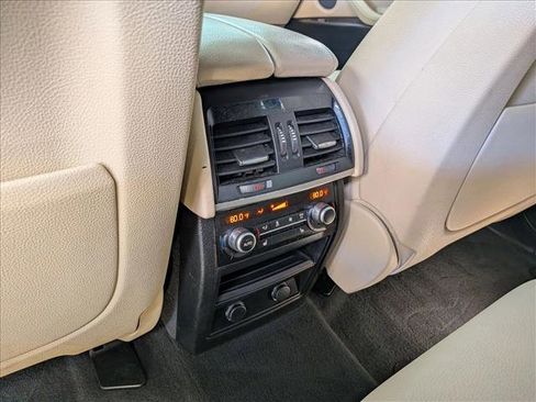 Used 2018 BMW X5 xDrive40e AWD/4WD image 25