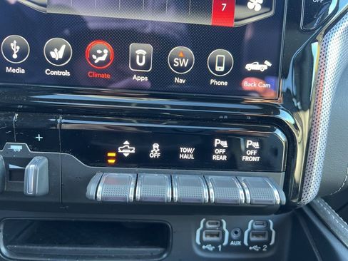 Used 2020 RAM 1500 Limited image 22