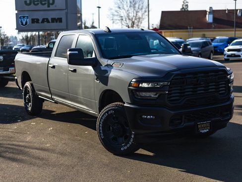 New 2026 RAM 2500 Tradesman AWD/4WD image 2