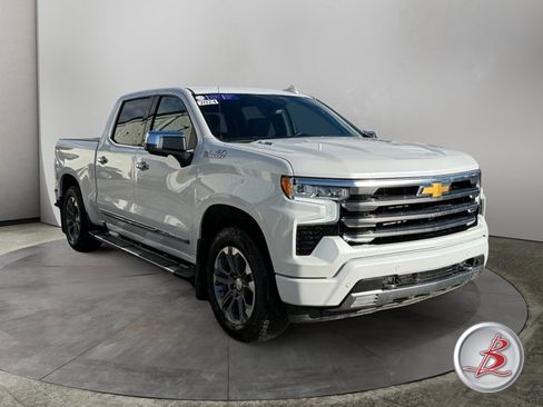 Used 2024 Chevrolet Silverado 1500 High Country w/ Technology Package image 1