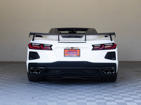 Used 2022 Chevrolet Corvette Stingray Premium Conv w/ Z51 Performance Package RWD image 12