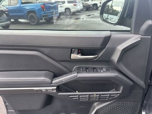 Used 2024 Toyota Tacoma TRD Sport RWD image 15