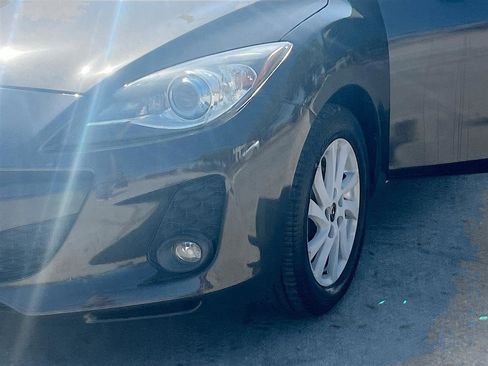 Used 2013 MAZDA MAZDA3 i Grand Touring w/ Tech Pkg image 3