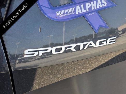 Used 2023 Kia Sportage EX FWD image 5
