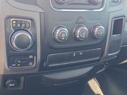 Used 2019 RAM 1500 Express AWD/4WD image 20