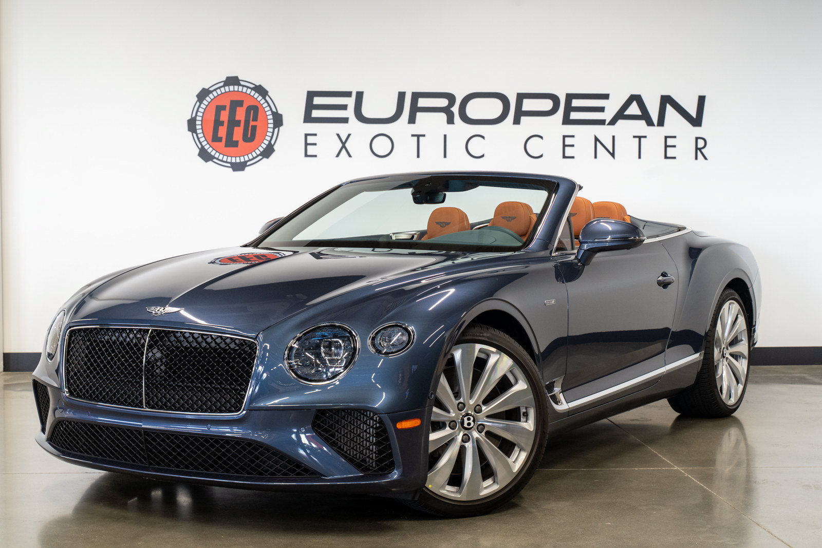Used 2024 Bentley Continental GT V8 AWD/4WD image 18