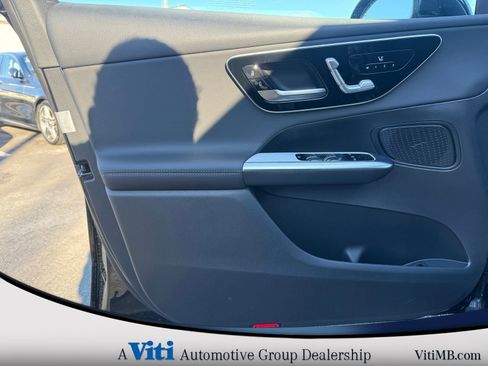 Used 2026 Mercedes-Benz GLC 300 GLC 300 image 11