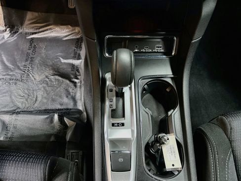 Used 2025 Subaru Ascent Premium AWD/4WD image 16