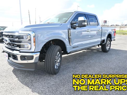 New 2026 Ford F250 King Ranch w/ Chrome Package AWD/4WD image 8