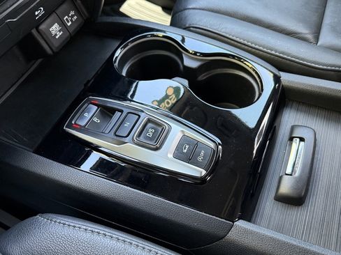 Used 2021 Honda Pilot Touring image 35