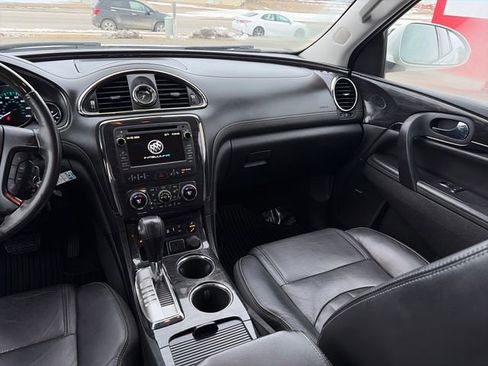Used 2017 Buick Enclave Leather AWD/4WD image 31