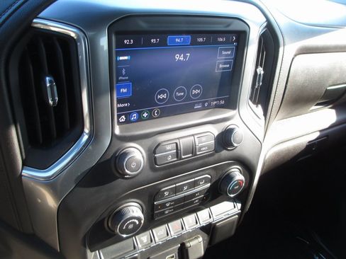 Certified 2022 Chevrolet Silverado 3500 LT w/ Remote Start Package image 24