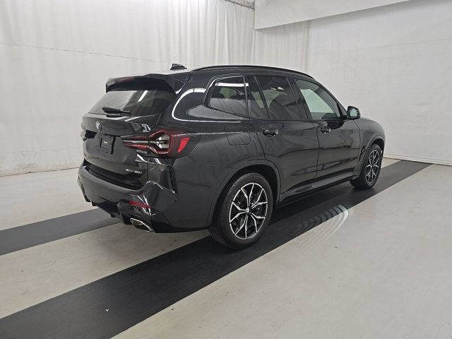 Used 2023 BMW X3 xDrive30i w/ M Sport Package AWD/4WD image 4