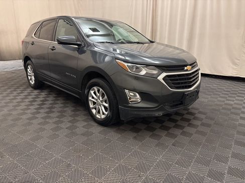 Used 2020 Chevrolet Equinox LT image 3