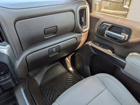 Used 2021 Chevrolet Silverado 2500 LTZ image 16