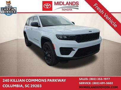 Used 2025 Jeep Grand Cherokee Altitude