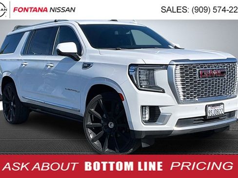 Used 2021 GMC Yukon XL Denali image 1