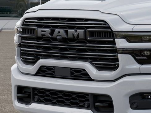 New 2026 RAM 2500 Laramie AWD/4WD image 11