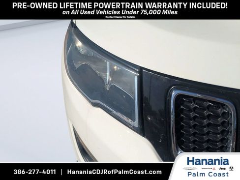 Used 2021 Jeep Compass Latitude FWD image 9