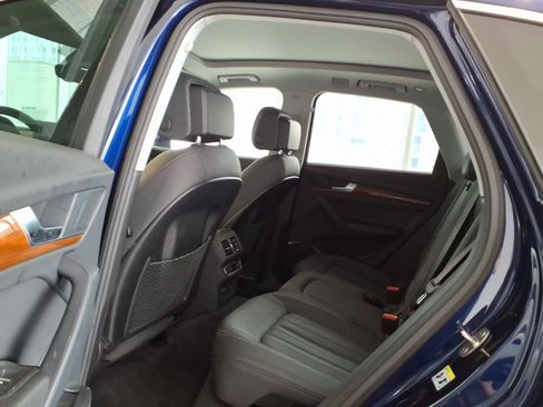 Used 2023 Audi Q5 2.0T Premium w/ Convenience Package AWD/4WD image 17