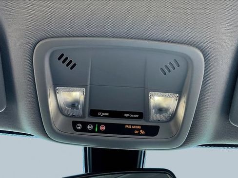 Used 2022 Chevrolet Malibu LS FWD image 25