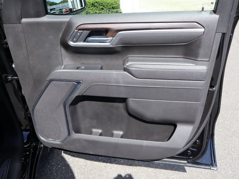 Used 2025 GMC Sierra 1500 SLT AWD/4WD image 33