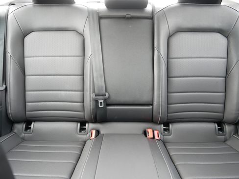 Used 2024 Volkswagen Jetta SE image 13