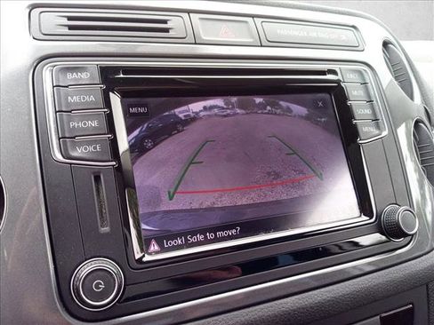 Used 2017 Volkswagen Tiguan Wolfsburg Edition image 22