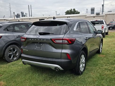 Used 2023 Ford Escape Active FWD image 4
