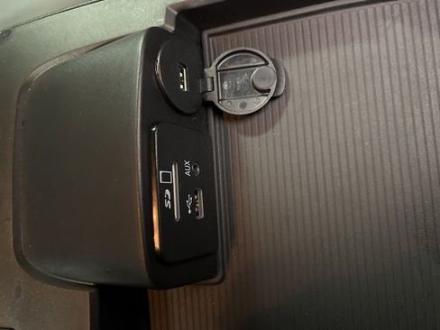 Used 2016 RAM 1500 Rebel image 32