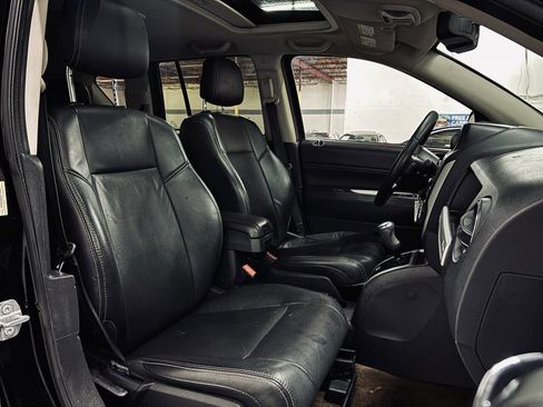 Used 2017 Jeep Compass High Altitude image 23