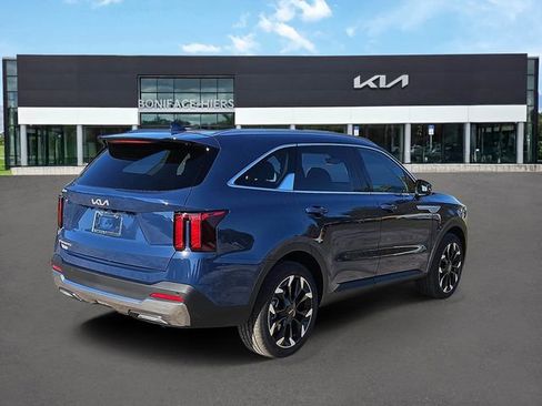 New 2026 Kia Sorento EX w/ EX Premium Package FWD image 4