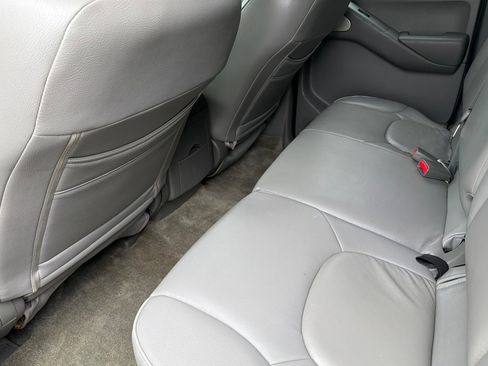 Used 2017 Nissan Frontier SV w/ SV Value Truck Package image 11