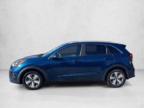 Used 2022 Kia Niro LX image 8
