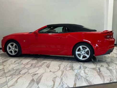 Used 2020 Chevrolet Camaro LT image 9