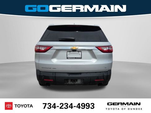 Used 2018 Chevrolet Traverse LT AWD/4WD image 10