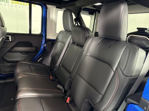 New 2026 Jeep Wrangler Unlimited Rubicon 392 w/ Quick Order Package 27X Moab AWD/4WD image 13