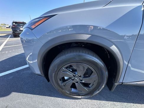 New 2026 Nissan Rogue SV image 10