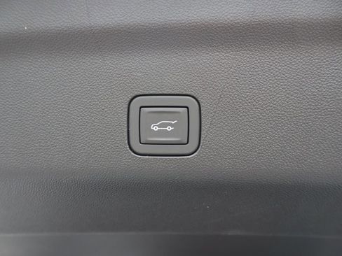 New 2026 Chevrolet Suburban RST w/ Advanced Technology Package AWD/4WD image 29