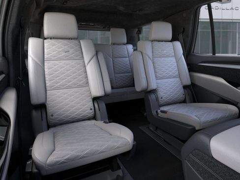 New 2026 Cadillac Escalade V w/ LPO, ONYX Package AWD/4WD image 17