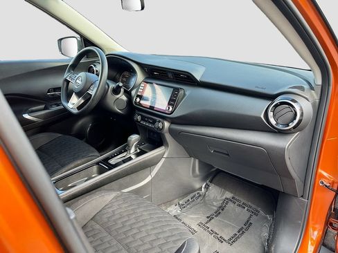 Used 2022 Nissan Kicks SV FWD image 26