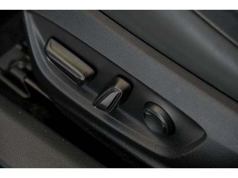 Used 2024 Toyota Prius XLE AWD/4WD image 13